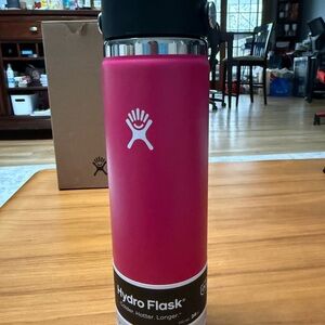 Hydro Flask Magenta Bottle with Black Lid